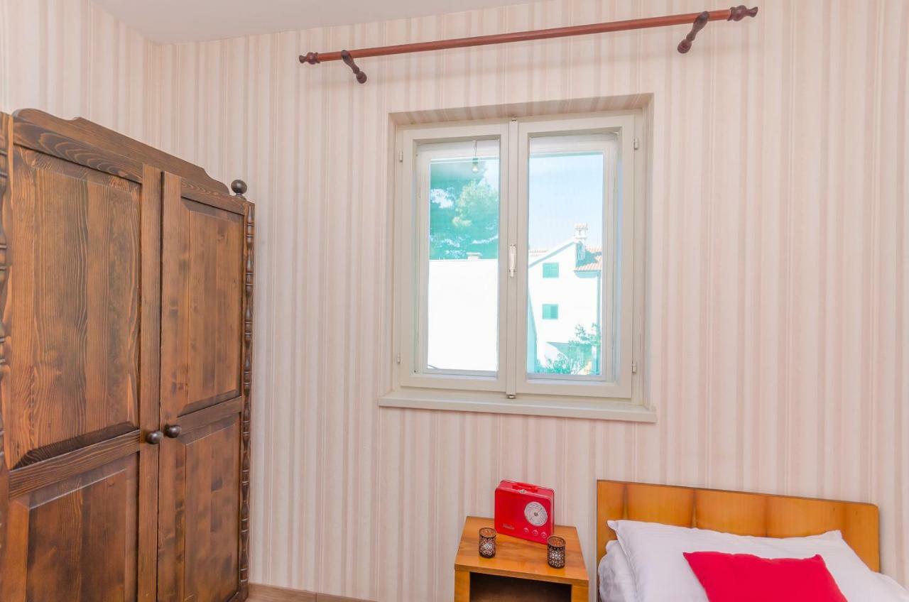 House Marina Villa Zaboric Bagian luar foto